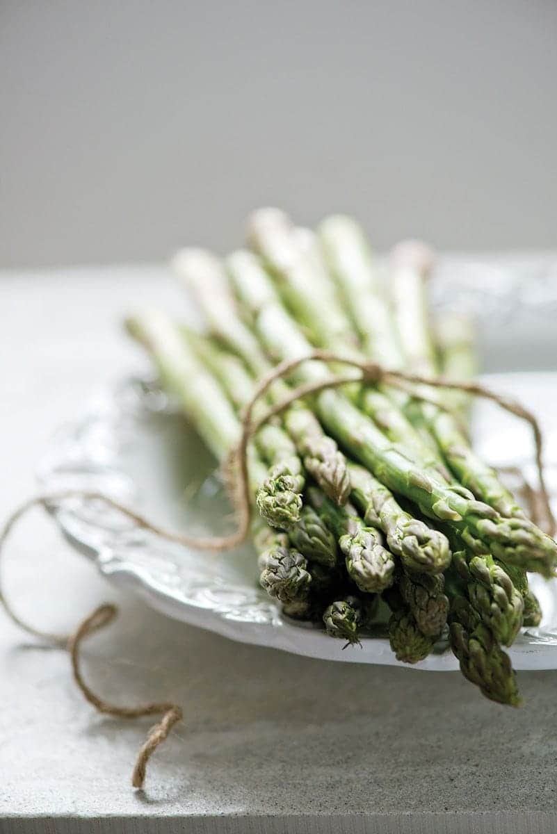 food photography of asparagus